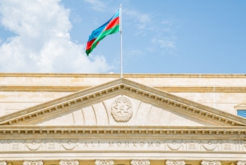 Faizlə borc verməyin riskləri barədə vətəndaşlara xəbərdarlıq edilib