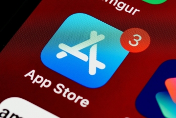 “App Store”da il ərzində satışlar - $1,1 TRİLYONU KEÇDİ