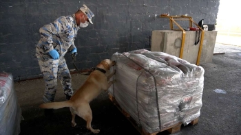 İrandan gətirilən «kafel yapışdıran»dan - 90 milyon dollarlıq heroin tapıldı | FED.az