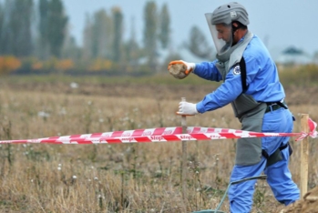 Minatəmizləmə zamanı həlak olanların ailə üzvlərinin vergi tutulmalı olan aylıq gəlirləri 400 manat azaldılacaq