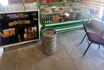 Xırdalanda “Məhəllə” kafesində sənədsiz məhsullar satışa çıxarılıb