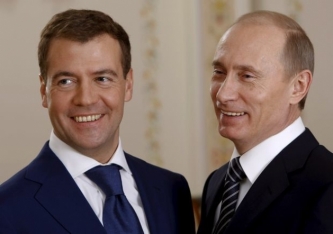 Putin özünün və Medvedevin - MAAŞINI ARTIRDI
