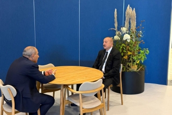 İlham Əliyev Kopenhagendə Nikol Paşinyanla görüşüb - FOTO | FED.az