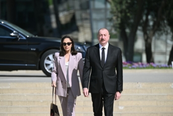 İlham Əliyev və Mehriban Əliyeva faşizm üzərində Qələbə uğrunda mübarizədə həlak olan Azərbaycan övladlarının xatirəsini anıblar