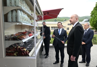 4 milyon manat yatırıb, Dubaya və Qətərə ət satacaq - İlham Əliyev "Qoç Ət"in Xocalıdakı təsərrüfatında - FOTOLAR | FED.az