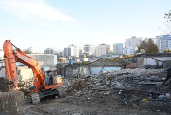 Bakıda yeni söküntü dalğası - Sakinlər kompensasiyadan - NARAZIDIR - VİDEO