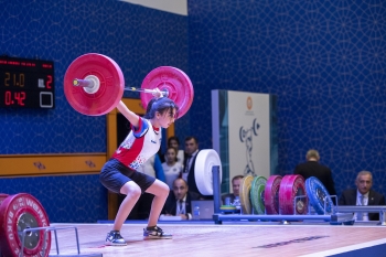 Azərbaycan ağır atletikası tarixində yeni rekord qeydə alınıb | FED.az