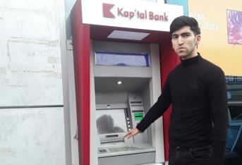 Polis bank hesabından pul oğurlayan şəxsi saxlayib - "Yenə zərər çəkən varsa müraciət eləsin" | FED.az