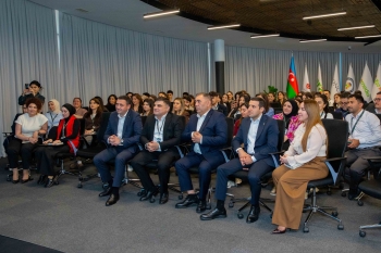 “Araz” supermarketlər şəbəkəsindən “Bir kitab, min dünya” təşəbbüsü -[red] FOTOLAR[/red] | FED.az