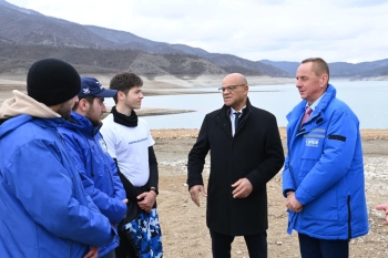 Beynəlxalq kanoe federasiyalarının prezidentləri Sərsəng su anbarına baxış keçiriblər - FOTOLAR | FED.az