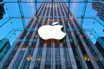“Apple”ın işçisi şirkətdən 10 milyon dollar - OĞURLAYIB