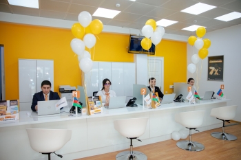 Expressbank eyni gündə - 2 FİLİAL AÇDI -[red] FOTOLAR[/red] | FED.az