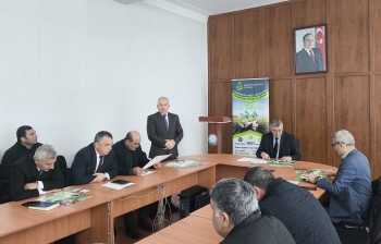 Aqrar sığortada 1000 manatlıq buğda 7,4 manatla qorunur - Ucarda fermerlərlə görüş | FED.az