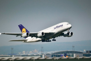 “Lufthansa” yanacaq qiymətlərinə görə 20 min uçuşu ləğv edib