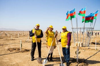 Yelo Bank принял участие в акции по посадке деревьев | FED.az