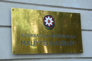 Maliyyə Nazirliyi iki böyük banka depozitə yerləşdirdi