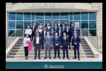 Mərkəzi Bankın əməkdaşları Naxçıvanda pul nişanları ilə bağlı sessiya keçiriblər