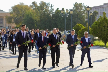 Naxçıvanın turizm imkanlarının nümayiş etdirilməsi məqsədilə mediatur təşkil olunub - FOTOLAR | FED.az