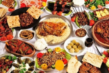 Gəncənin kafe və restoranları 3 ayda 15 milyon manat qazanıb