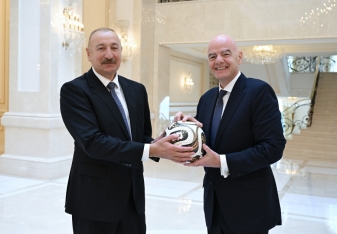 İlham Əliyev FIFA-nın prezidentini qəbul edib - FOTOLAR | FED.az