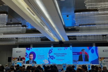 Azər Mürsəqilov: "Dövlət istiqrazlarının emissiyası daxili maliyyə bazarlarının inkişafına mühüm töhfə verir"