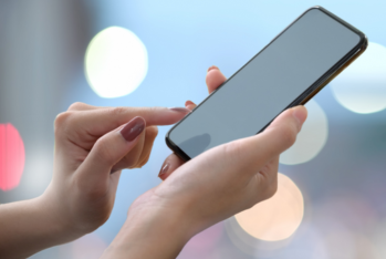 Azərbaycana gətirilən bu mobil telefonlara görə 100 manat aksiz vergisi alınacaq