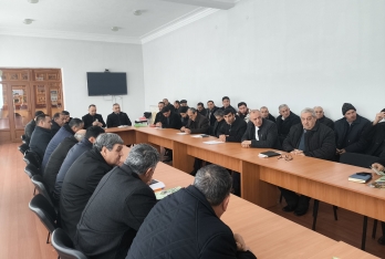 Aqrar sığortada 1000 manatlıq buğda 7,4 manatla qorunur - Ucarda fermerlərlə görüş | FED.az