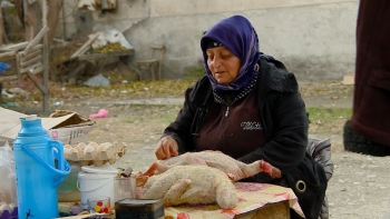 Bayramqabağı bazarlarda hind toyuğuna tələbat artıb - FOTOLAR -  QİYMƏTLƏR | FED.az