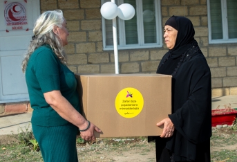 Yelo Bank Xocavənddə yaşayan şəhid ailələrinə Zəfər sovqatı - [red]TƏQDİM EDİB[/red] | FED.az