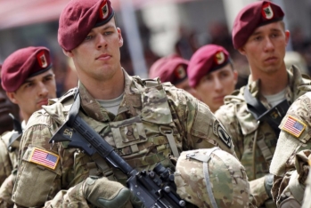 İrana qarşı əməliyyatlarda ABŞ-ın 50 mindən çox hərbçisi iştirak edir