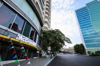 “McDonald’s Azərbaycan” “Nizami Mall”da yeni restoran açıb -[red] FOTOLAR[/red] | FED.az