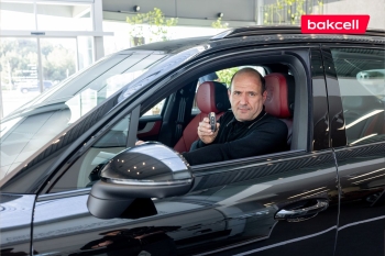 Bakcell lotereyasında meqa uduşun qalibi bəlli oldu! - [red]FOTOLAR[/red] | FED.az