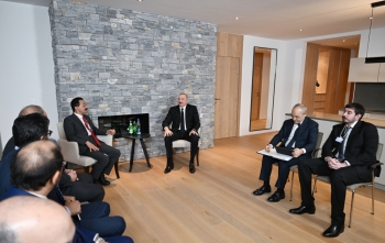 İlham Əliyev “DP World” şirkətinin sədri və icraçı direktoru ilə görüşüb - [red]FOTOLAR[/red] | FED.az