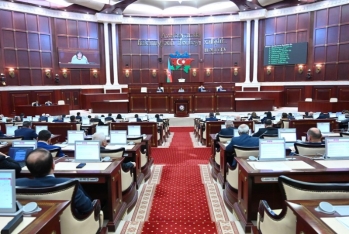 Milli Məclisdə 2026-cı il dövlət büdcəsinin müzakirəsinə başlanıb