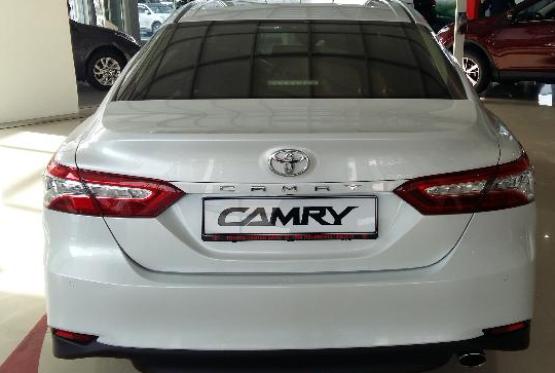 Bakıda yeni “Toyota Camry”nin - QİYMƏTİ AÇIQLANDI