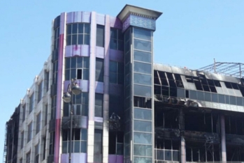 Bakıda yanan ticarət mərkəzinin yerində yenisi tikiləcək - RƏSMİ