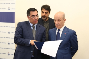  Председатель Совета высшего образования Турции посетил Бакинскую высшую школу нефти | FED.az
