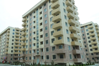 Sumqayıtda 1242 mənzilli yarımçıq tikili hərraca çıxarılır - QİYMƏTLƏR