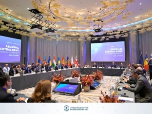 Azərbaycan regional mərkəzi bank sədrlərinin dəyirmi masasında iştirak edib | FED.az