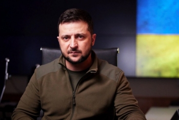 Zelenski: "Rusiya ilə sülh naminə Krımdan imtina mümkün deyil"
