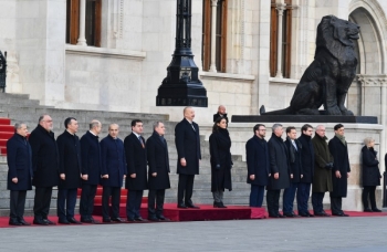 Budapeştdə İlham Əliyevin rəsmi qarşılanma mərasimi olub - FOTO | FED.az