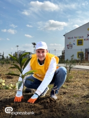 Expressbank Ağdamda “Zəfər naminə” - [red]AĞACƏKMƏ AKSİYASI KEÇİRİB[/red] | FED.az