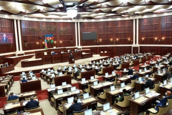 Azərbaycan Avropa Parlamenti ilə əlaqələri dayandırdı