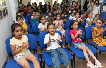 ВТБ (Азербайджан) поддержал благотворительный проект «Помоги детям собраться в школу» | FED.az