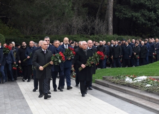 "Azərişıq" və "Azərenerji"də anım günü ilə bağlı tədbirlər keçirilib | FED.az