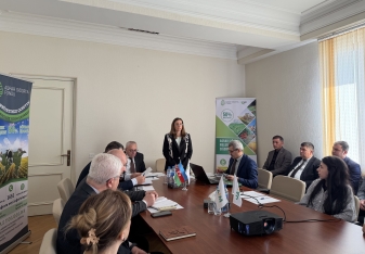 Çoxsaylı subasma hadisələri baş vermiş Şabranda fermerlərlə görüş keçirilib - FOTOLAR | FED.az