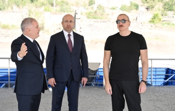 Prezident İlham Əliyev Kəlbəcər şəhər parkının təməlini qoyub - YENİLƏNİB[b][red] - YENİLƏNİB[/red][/b] | FED.az