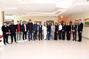 Халг Банк принял делегации банков Eurasian Bank и Uzpromstroybank | FED.az