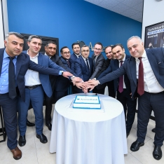 AccessBank представил клиентам обновленный филиал «Ази Асланов» в новой концепции | FED.az