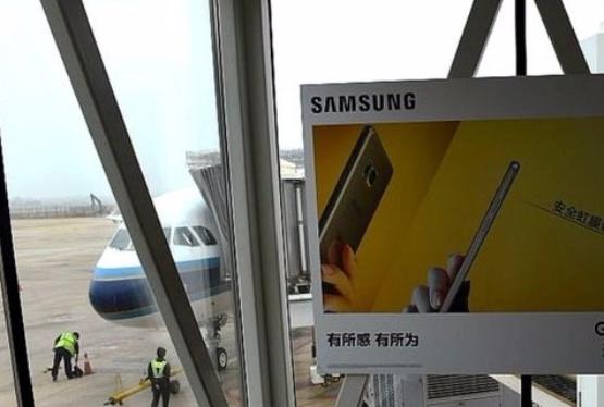 В США запретили перевозку Galaxy Note 7 в самолетах